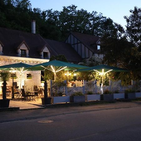 ホテル Logis Le Bourguignon Bèze エクステリア 写真